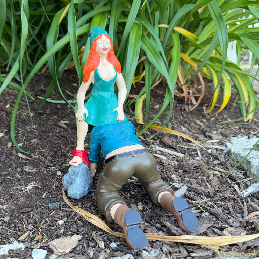 Gift a Gnaughty Gnome